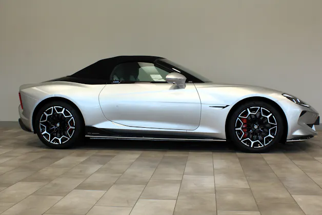 MG Cyberster 77kWh