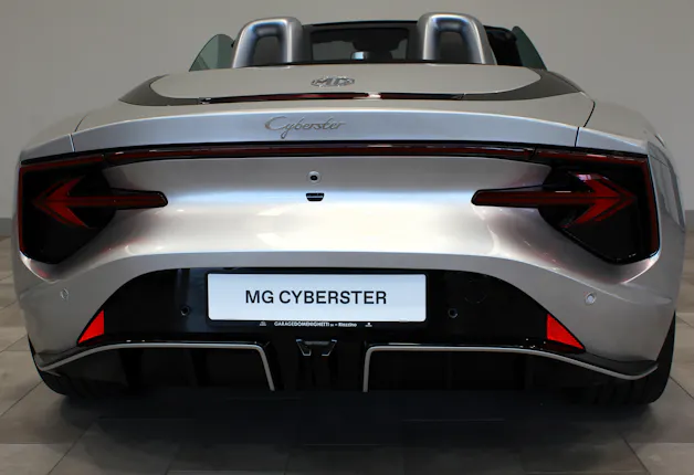 MG Cyberster 77kWh
