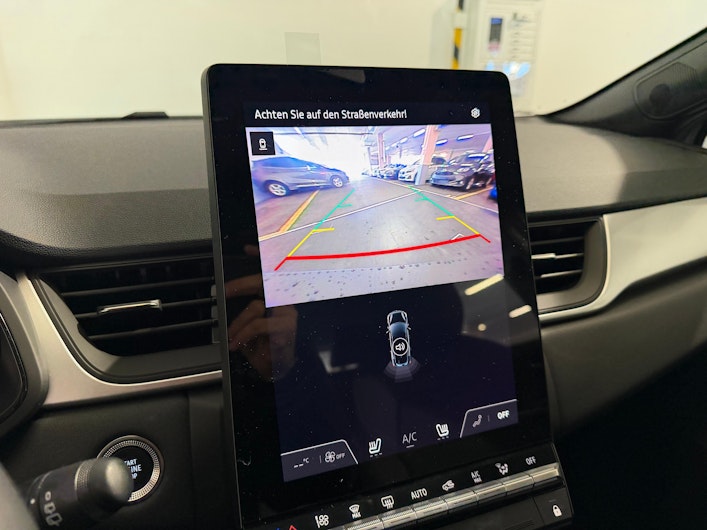 Vehicle image MITSUBISHI GRANDIS