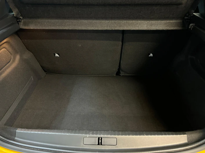 Fahrzeugbild PEUGEOT 208