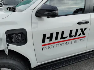 Toyota Hilux Double Cab.-Pick-up 59KWh Style