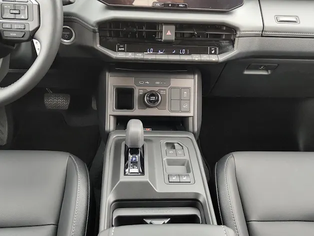 Toyota Hilux Double Cab.-Pick-up 59KWh Style