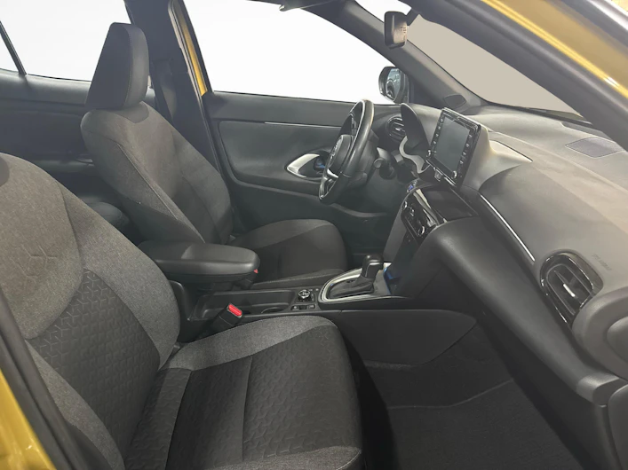 Fahrzeugbild TOYOTA YARIS CROSS