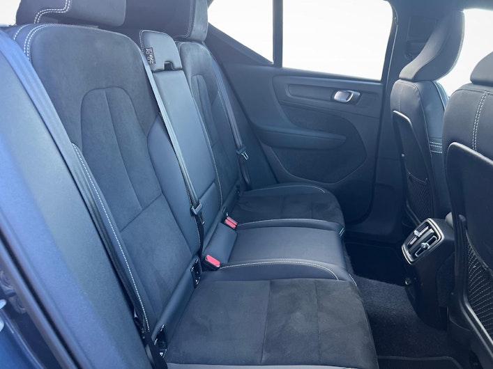 Vehicle image VOLVO XC40