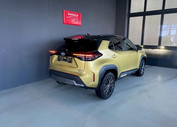 Vehicle image 4 Vehicle image 4