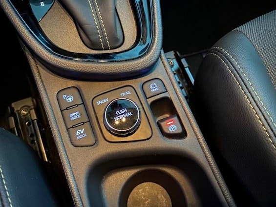 Vehicle image 17 Vehicle image 17