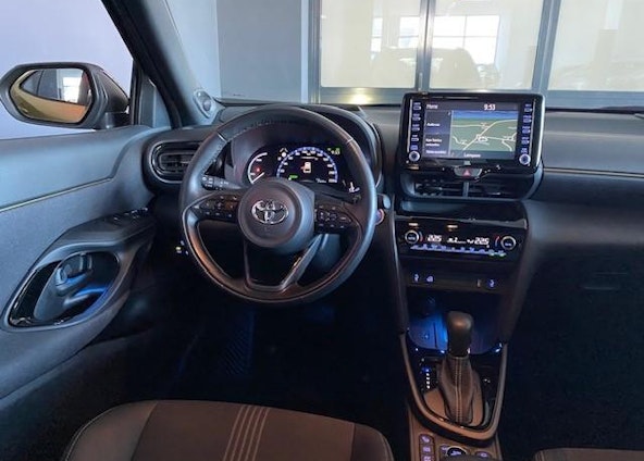 Vehicle image 10 Vehicle image 10