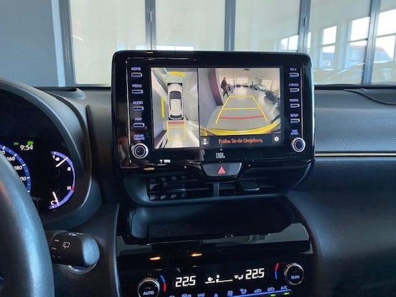 Vehicle image 14 Vehicle image 14