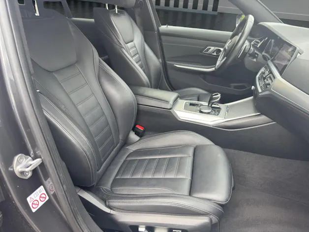 BMW 320d xDrive Touring M AERODYNAMIKPAKET