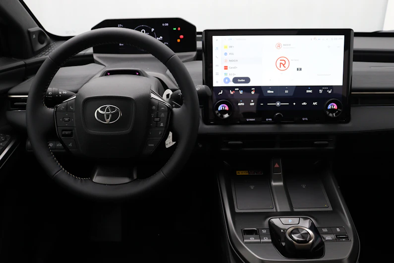 Fahrzeugbild TOYOTA BZ4X