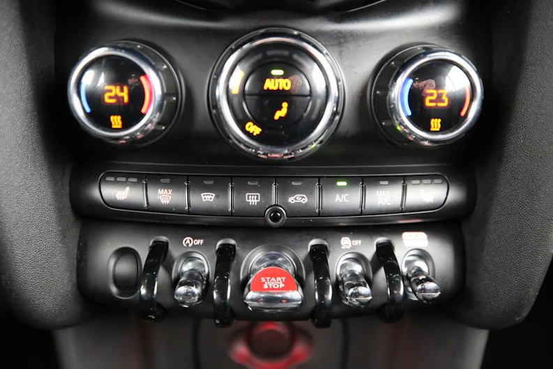 Fahrzeugbild MINI MINI