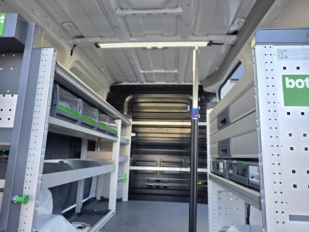 Kia PV5 Cargo 51.5 kWh Essential mit Bott Innenausbau