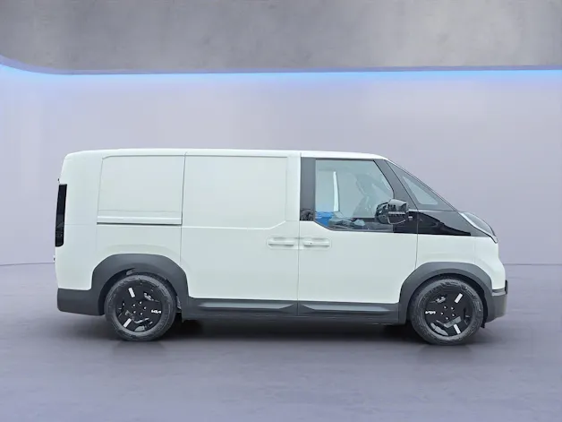 Kia PV5 Cargo 51.5 kWh Essential mit Bott Innenausbau