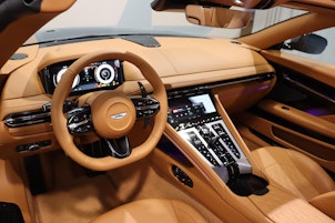 image du véhicule ASTON MARTIN DB12 Volante 4.0 V8 Bi-Turbo