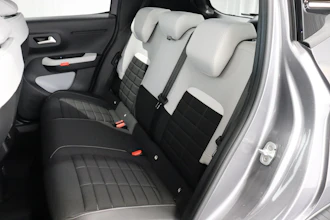 https://vehicle.imgix.net/4169015/d391fde7-e386-491f-8812-efe8ea279591.JPG