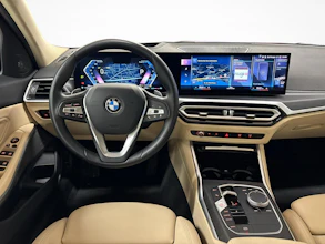 https://vehicle.imgix.net/4169017/455d128e-3be8-47dd-98ea-5d6ed57bd4ef.jpg