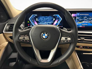 image du véhicule BMW 320d xDrive 48V