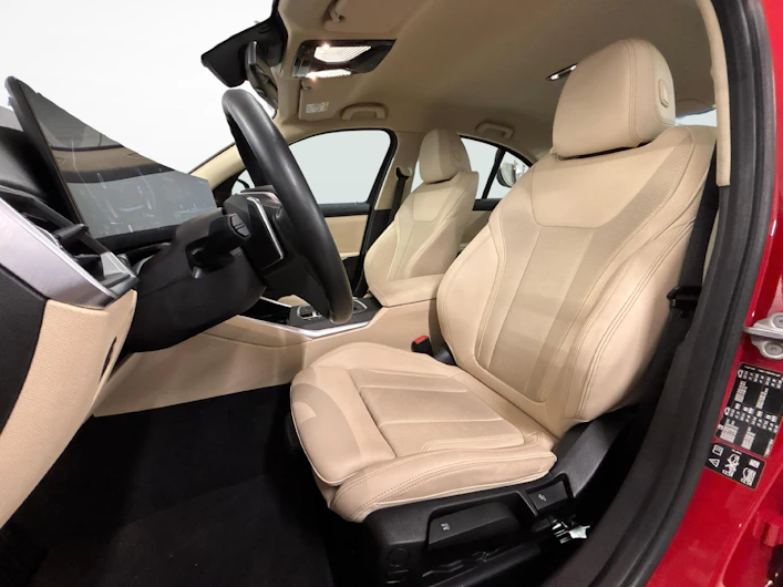 image du véhicule BMW 3 SERIES