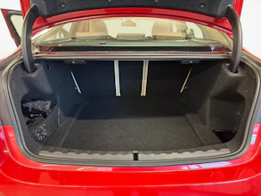 https://vehicle.imgix.net/4169017/d5f21b9d-1a67-4598-ad60-c93427658cdb.jpg