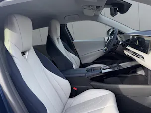 DS Automobiles No8 E-Tense Pallas