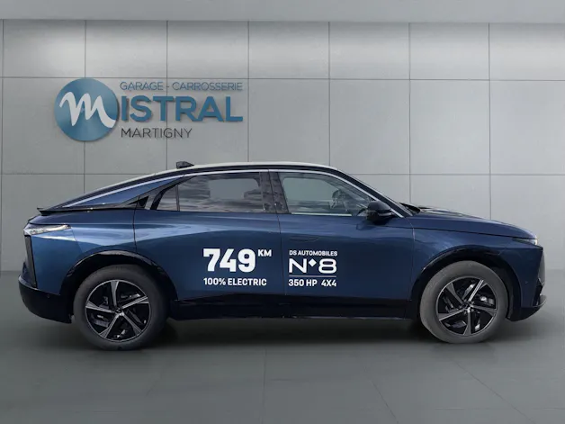 DS Automobiles No8 E-Tense Pallas