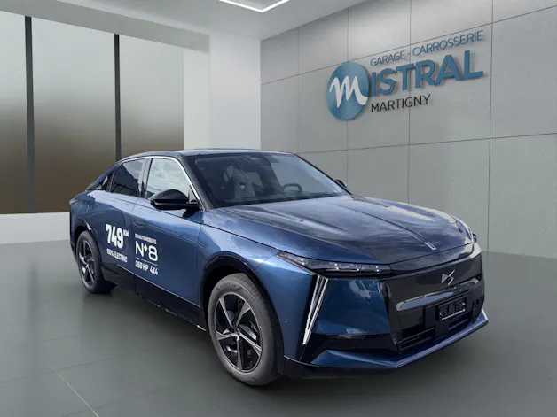 DS Automobiles No8 E-Tense Pallas