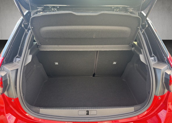 Vehicle image 8 Vehicle image 8