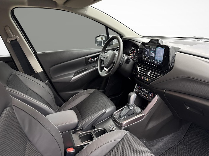 Vehicle image SUZUKI S-CROSS