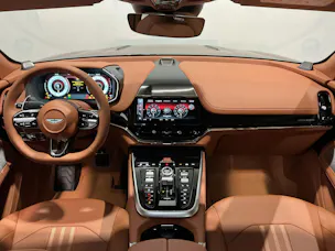 ASTON MARTIN DBX 707 4.0 V8 Bi-Turbo