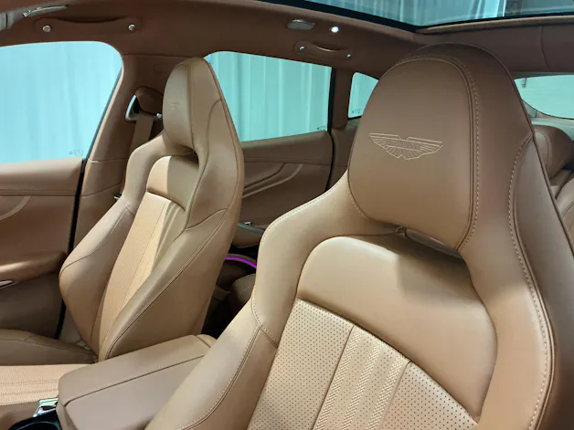 ASTON MARTIN DBX 707 4.0 V8 Bi-Turbo