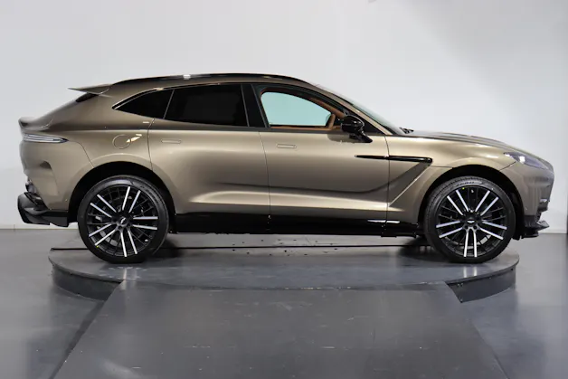 Aston Martin DBX 707 4.0 V8 Bi-Turbo