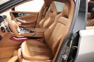 Aston Martin DBX 707 4.0 V8 Bi-Turbo