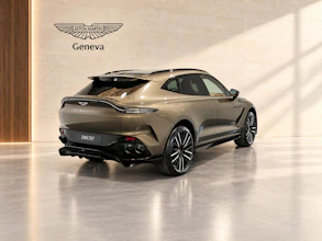 https://vehicle.imgix.net/4169069/a193a799-2bd0-4091-91f4-c1f3c4e1fc26.jpg