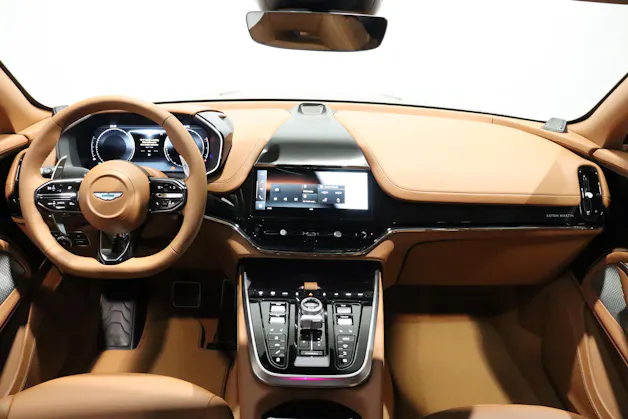 Aston Martin DBX 707 4.0 V8 Bi-Turbo