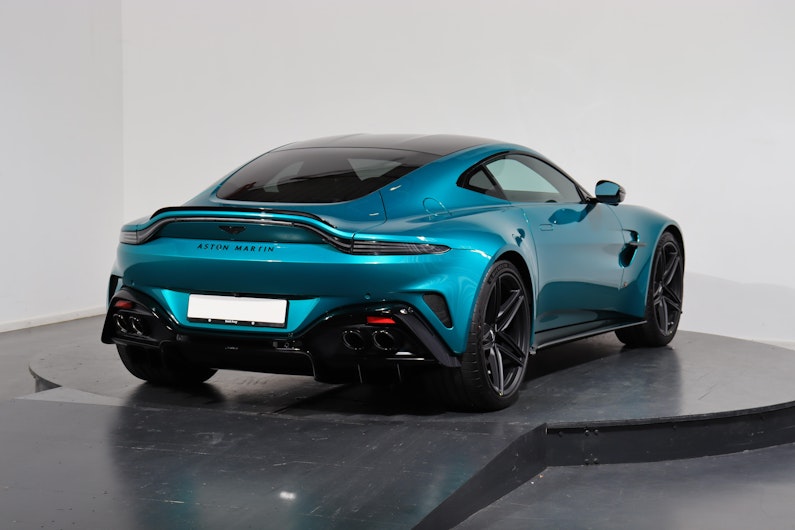 image du véhicule ASTON MARTIN V12 Vantage