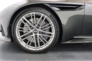 image du véhicule ASTON MARTIN DB12 Volante 4.0 V8 Bi-Turbo