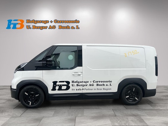 Vehicle image 2 Vehicle image 2