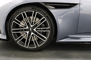 image du véhicule ASTON MARTIN DB12 Coupé 4.0 V8 Bi-Turbo