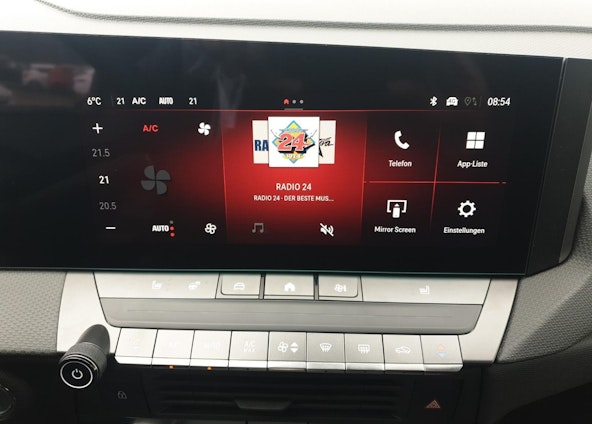 Vehicle image 8 Vehicle image 8