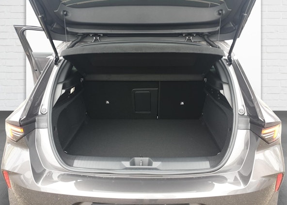 Vehicle image 11 Vehicle image 11