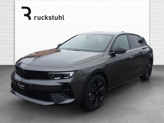 First vehicle image First vehicle image