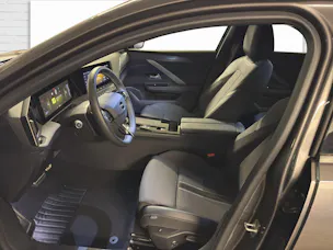 Opel Astra 1.2 T 130 Swiss Plus