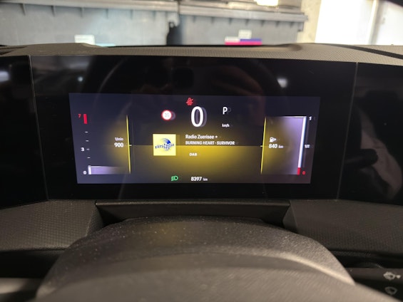 Vehicle image 6 Vehicle image 6