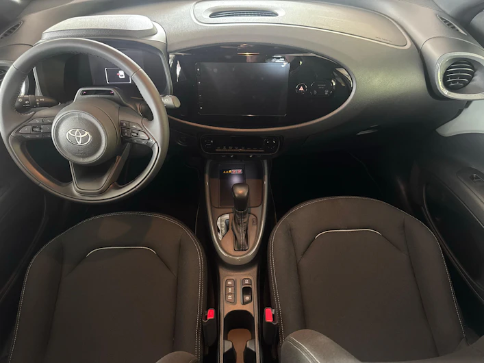 immagine del veicolo TOYOTA AYGO X