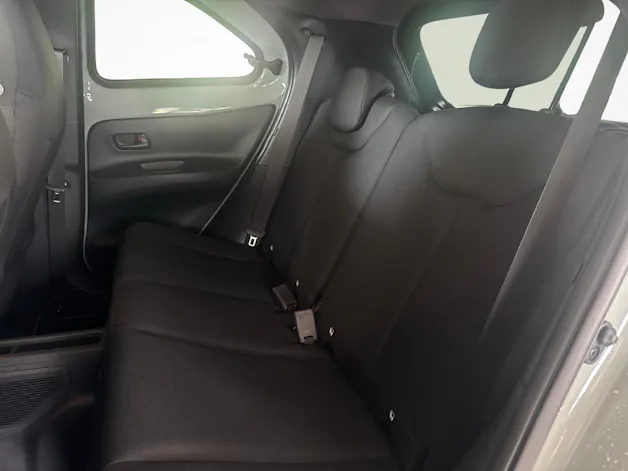 Toyota Aygo X 1.5 VVT-i HSD Trend