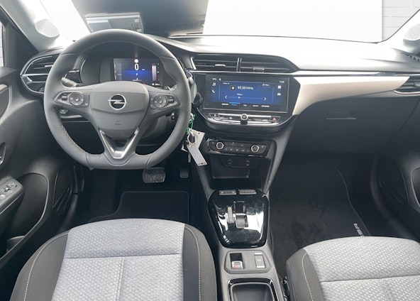 Vehicle image 6 Vehicle image 6