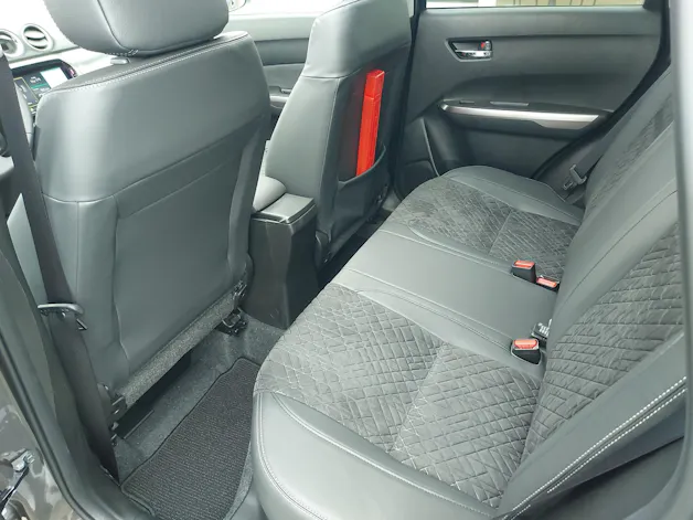 Suzuki Vitara 1.4 T Compact Top Hybrid 4x4