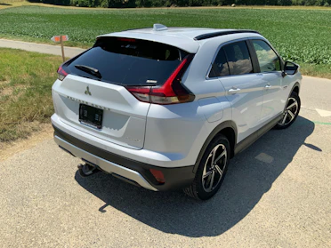 MITSUBISHI ECLIPSE CROSS 4