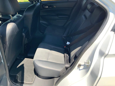 MITSUBISHI ECLIPSE CROSS 7