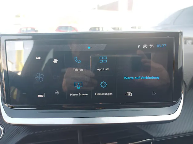 Peugeot 208 1.2 Hybrid Allure Premium